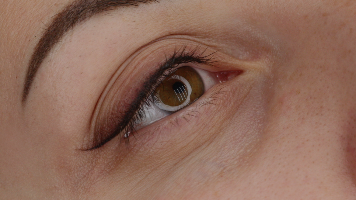 Semi-permanent Eyeliner / Eyeshadow